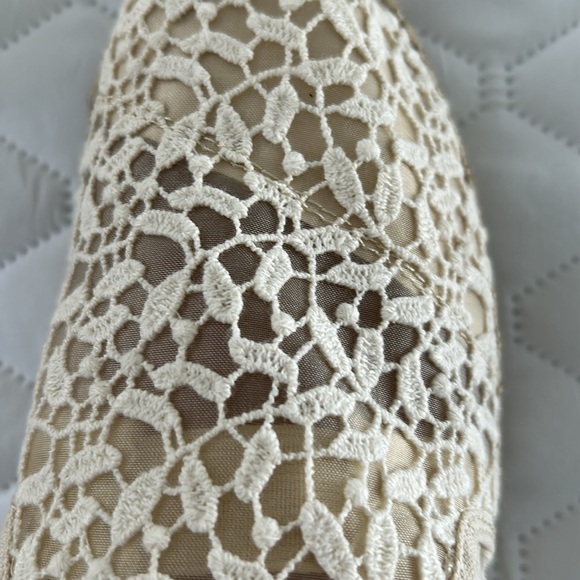 NWT TOMS deconstructed rope lace leave shoes, size 8 - Picture 3 of 9